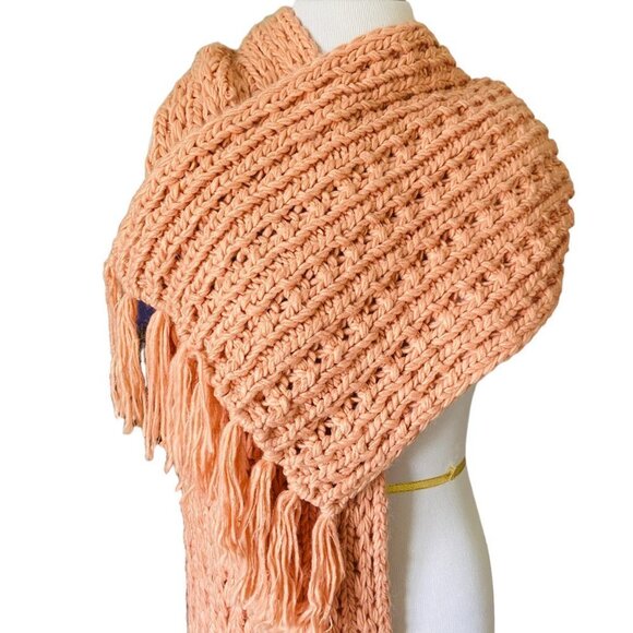 NEW Universal Thread Blush Pink Hand Knit Chunky Knit Wool Scarf - Picture 2 of 7